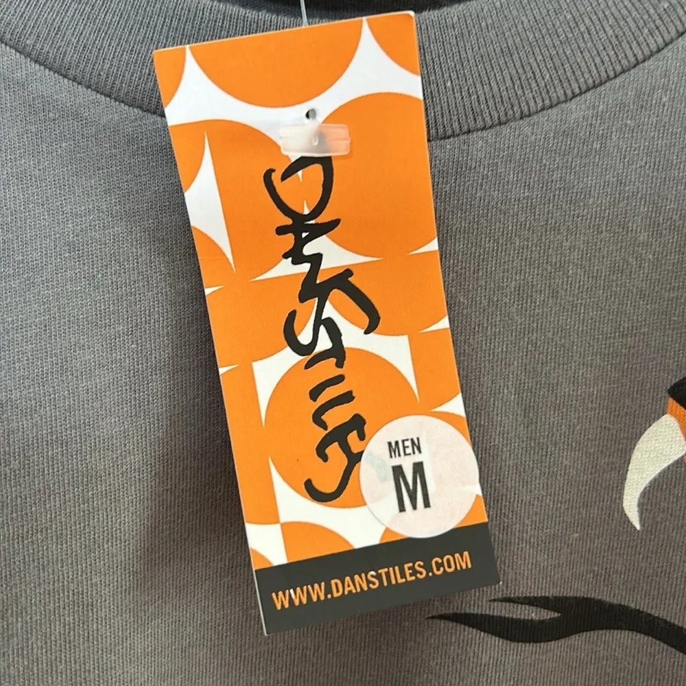 NWT Dark Gray Tee Shirt. - Picture 4 of 5